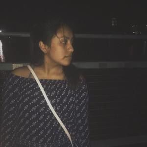 Meet your Posher, Elia